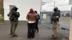 Otrasný prípad z východu: Ženu nútila žobrať, vyhrážala sa jej slovne aj fyzicky