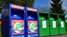 Muž zomrel po snahe získať oblečenie, uviazol v zbernom kontajneri