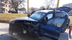 Ignoroval plné čiary a vo vysokej rýchlosti zrazil všetko, čo mu prišlo do cesty. Nehoda v Košiciach má tri obete