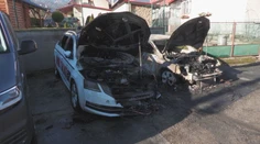 Incident ako z 90. rokov. Taxikárovi mali v noci podpáliť dve autá