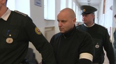 Bývalého čašníka súdia za vraždu a znásilnenie. Tvrdí, že si nič nepamätá