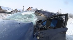 Len 12 a 14-roční chlapci zobrali v noci auto rodičom, havarovali a skončili v nemocnici