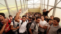 Migrant sa v maďarskom Debrecíne zmrzačil. Odrezal si penis