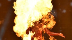 Diváci Eurovízie v šoku. Speváčku pohltili plamene