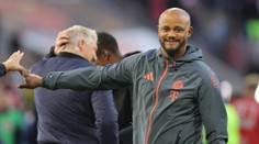 Úspešná spolupráca bude pokračovať. Kompany podpísal s Bayernom Mníchov novú zmluvu