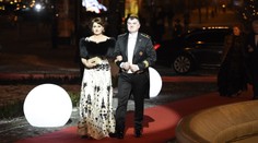 Takto prichádzali známe osobnosti na Ples v opere