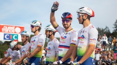 Sponzor Saganovho tímu bol obvinený z podpory ruského letectva. Čo to pre Petra môže znamenať?