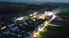 Obrovský požiar v Poľsku: Zhorela takmer celá dedina