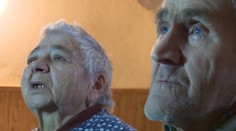 Falošní policajti okradli dôchodcov. Zobrali im peniaze odložené na pohreb