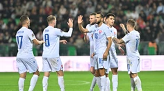 Slováci nenechali nič na náhodu. Po dominantnom víťazstve ich od postupu delí len krôčik