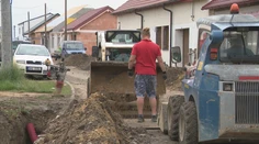 Boli sme na Morave rok po ničivom tornáde. Niektorí už majú nové domy, iní ešte čakajú na podporu