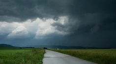 Prvé letné horúčavy končia. Teploty pôjdu prudko dole
