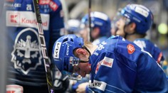 Kladno prehralo šestnásty zápas v rade. Fanúšikovia vinia Jágra, na tribúne sa hrali karty či bedminton