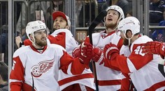 Detroit s Tatarom a Jurčom do play off,Chárov Boston dúfa v zaváhanie Flyers