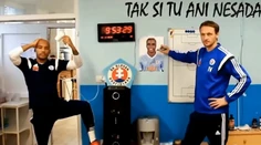 VIDEO: Nahliadnite do kabíny belasých. Mannequin challenge neobišla ani Slovan