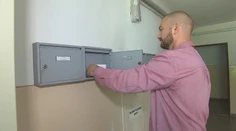 Je to záhada! Muž tvrdí, že očkovaný nie je, no potvrdenie o vakcinácii si našiel v schránke