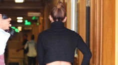 J-Lo ukázala Kim, ako sa má nosiť veľký zadok v rifliach