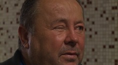 Mužovi vybili policajti oko, uniformy nosia aj naďalej