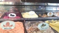 Hrášková nátierka s bylinkami a mandľami