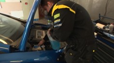 Prezuť nestačí. Čo si treba všímať na aute pred zimou?