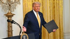 VIDEO: Trump sa stal terčom vtipov pre bizarný sľub. Matematický nezmysel sa stal okamžite virálnym