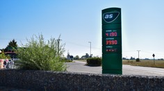 Slováci sa začínajú obzerať po českých pumpách. Lákadlom je cena benzínu (reportáž)