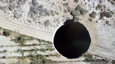 Vznikla zo dňa na deň. Odborníci zatiaľ netušia, ako sa vytvorila táto 200 metrov hlboká jama