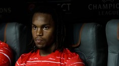 Bayern už nemá v pláne posilniť ofenzívu, v hre je odchod Renata Sanchesa