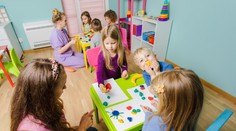 Začal sa každoročný boj o miesta v škôlkach. Tento rok bude spokojných viac rodičov