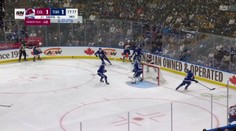 VIDEO: Kuriózny moment v NHL. Pri góle Toronta asistoval rozhodca