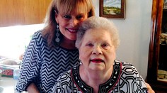 Príbeh starenky zaujal Ameriku: Našla si ju minulosť spred 60 rokov