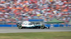 VC Nemecka: Vettel sa vyradil sám, Hamilton sa predral za triumfom zo 14. miesta