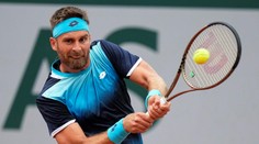 Slovenská púť v Davis Cupe dlhé trvanie nemala: Gombos aspoň na poslednú chvíľu odvrátil debakel