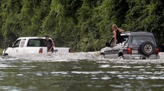 Záplavy v Louisiane majú už najmenej 13 mŕtvych