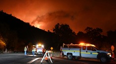 Pre požiar pri Yosemitskom národnom parku evakuovali tisícky ľudí