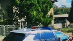V Brezovej pod Bradlom našli ľudské telo bez známok života