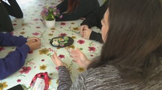 Sami si prešli peklom, teraz pomáhajú iným. Práca peer konzultantov je nedoceniteľná