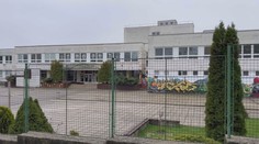 Škola, v ktorej sa stal nepríjemný incident s dezinfekciou, reaguje: O žiadnej dlhodobej šikane nič nevieme