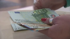 Prídavky na deti sa majú meniť. Vláda schválila dlhšie vyplácanie aj prísnejšie pravidlá pre rodičov