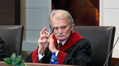 Mamojka sa vzdal funkcie sudcu ÚS. Kočnerovi vraj nepomáhal, končí aj pre zdravotné problémy