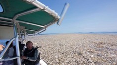 Alarmujúce fotografie Karibiku. Plastový odpad siaha až za horizont