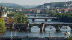 Do Prahy dorazilo 1 800 mladých Dánov, čakajú ich až 8 000