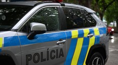 Telo muža (†42) našli priamo pred vchodom do zvolenskej nemocnice. Lekár nevylúčil cudzie zavinenie