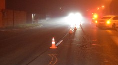 Opitý muž († 56) stál v tme a v hmle v strede cesty. Vodič si všimol žiaľ neskoro