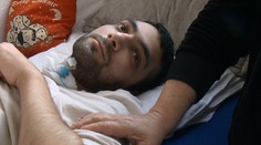 Po bitke dozorcov skončil v bdelej kóme. Kamil sa stále neprebral