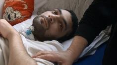 Po bitke dozorcov skončil v bdelej kóme. Kamil sa stále neprebral