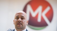 Ďalším, ktorý odovzdal podpisy na prezidentskú kandidatúru, je József Menyhárt