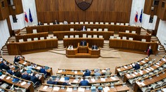Parlament bol opäť neuznášaniaschopný, koalícia si priznala chybu