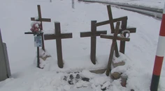 Lemuje ju až deväť krížov a miestni ju volajú križovatka smrti. Úsek konečne zrekonštruovali