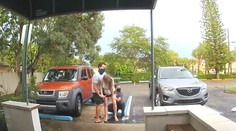 VIDEO: Žena nestihla prísť do pôrodného centra. Bábätko tak prišlo na svet na ulici